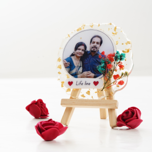 Personalised Circle Couple Resin Gift